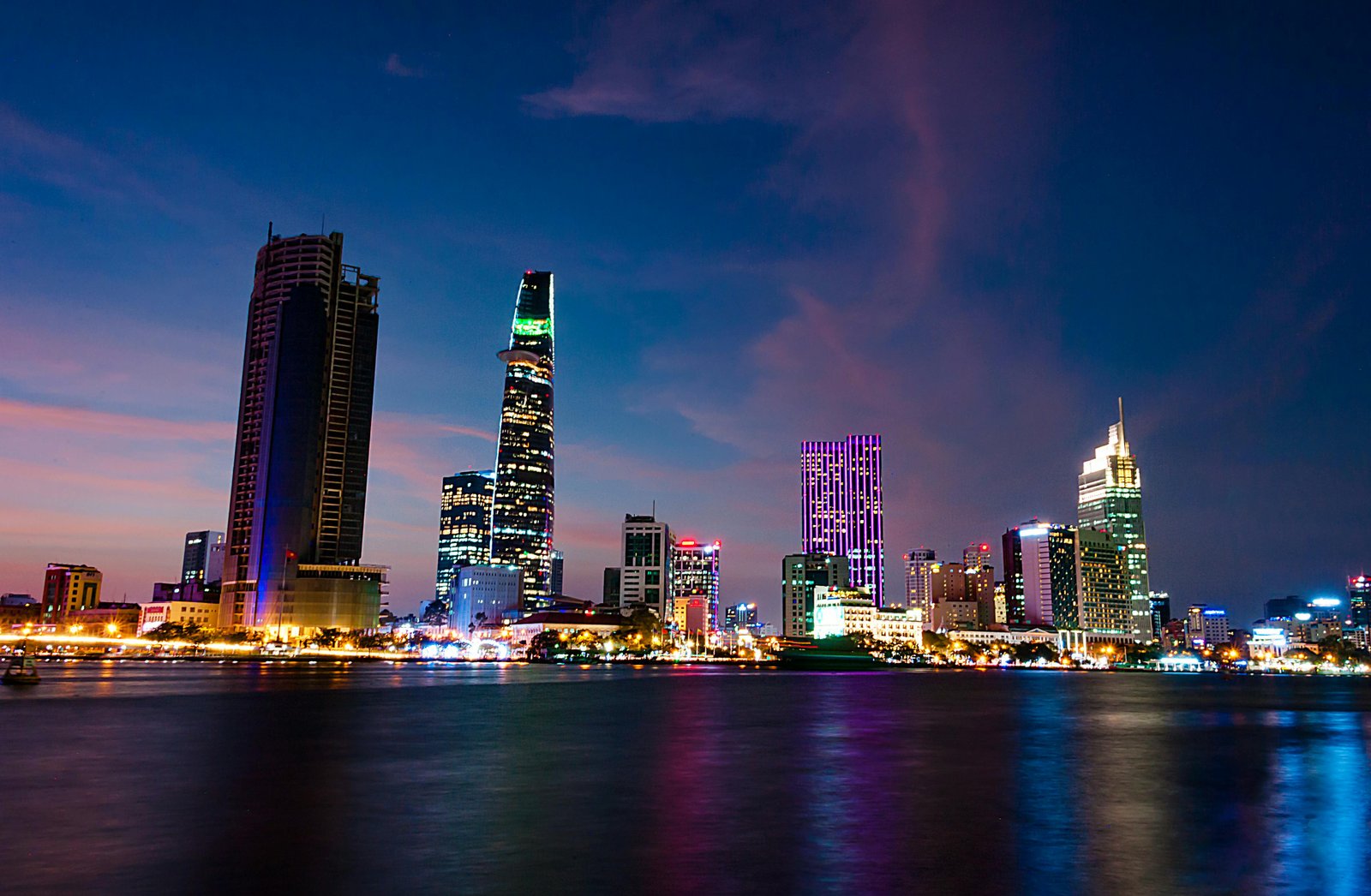 Vibrant Vietnam – 5 Nights / 6 Days